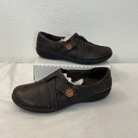 Clarks Shoes - Clarks Womens Loafers Sz 9.5 Brown Leather Button Cora Poppy Comfort Slip‎ On